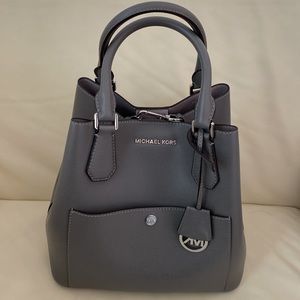 Michael Kors satchel/tote bag (convertible) comes with dust bag